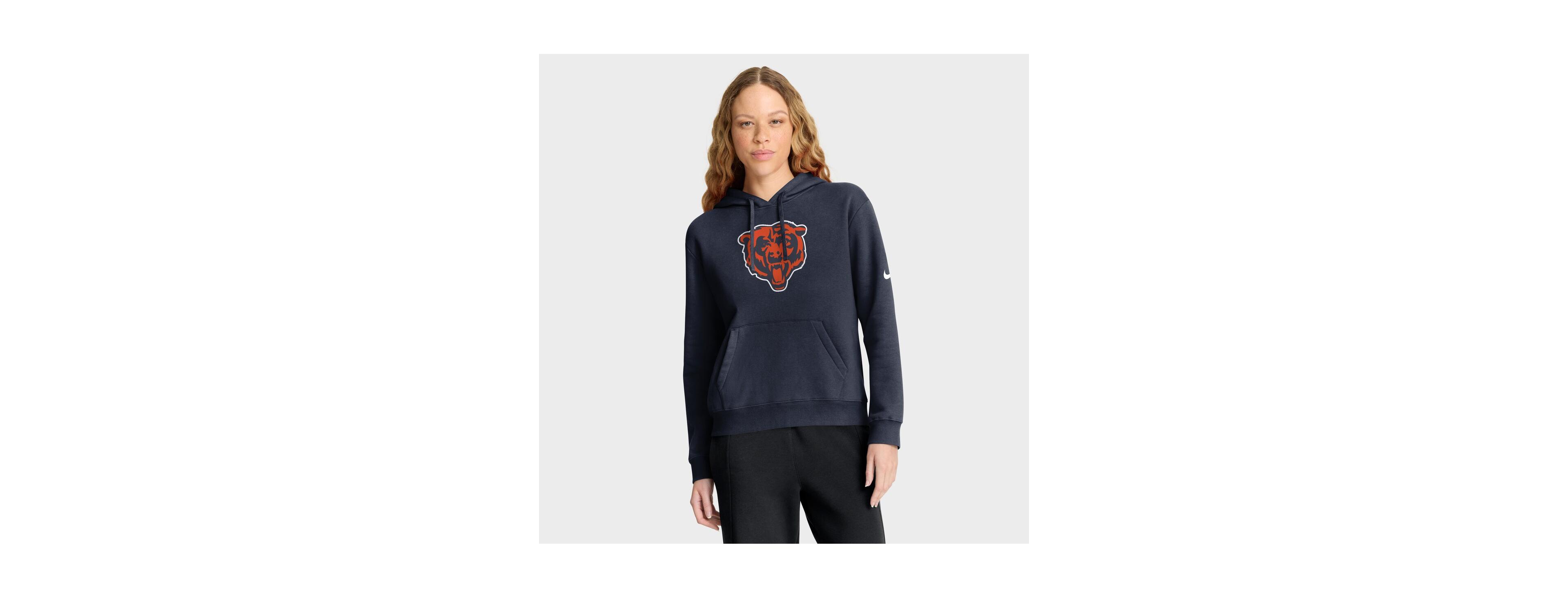 Nike Women's Navy Chicago Bears Club Fleece Pullover Hoodie