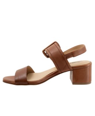 Laila Sandal