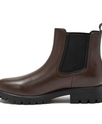 Women's Classic Leather Chelsea Boots