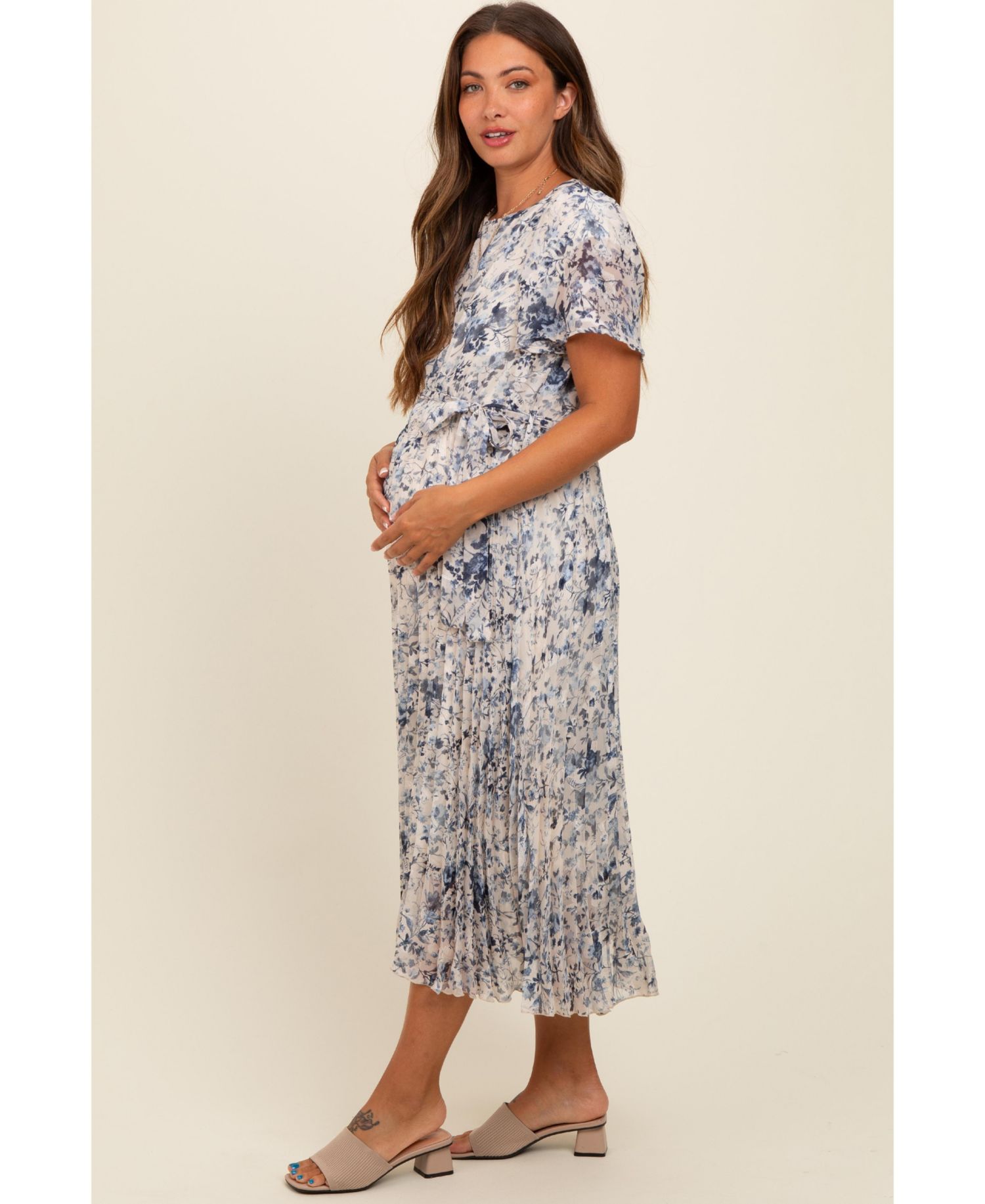 Women's Cream Floral Pleated Midi Dress