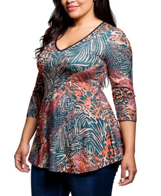 Plus Size Animal Print V Neck Three Quarter Sleeve Tunic Top