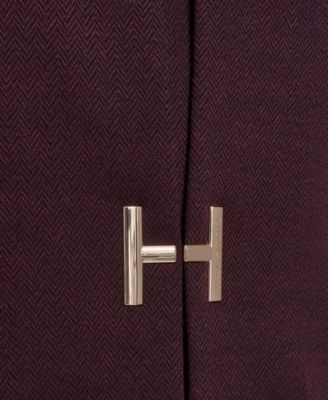 Women's Collarless Hook and Eye Closure Coat