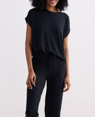 Women's Relaxed Tee in Black