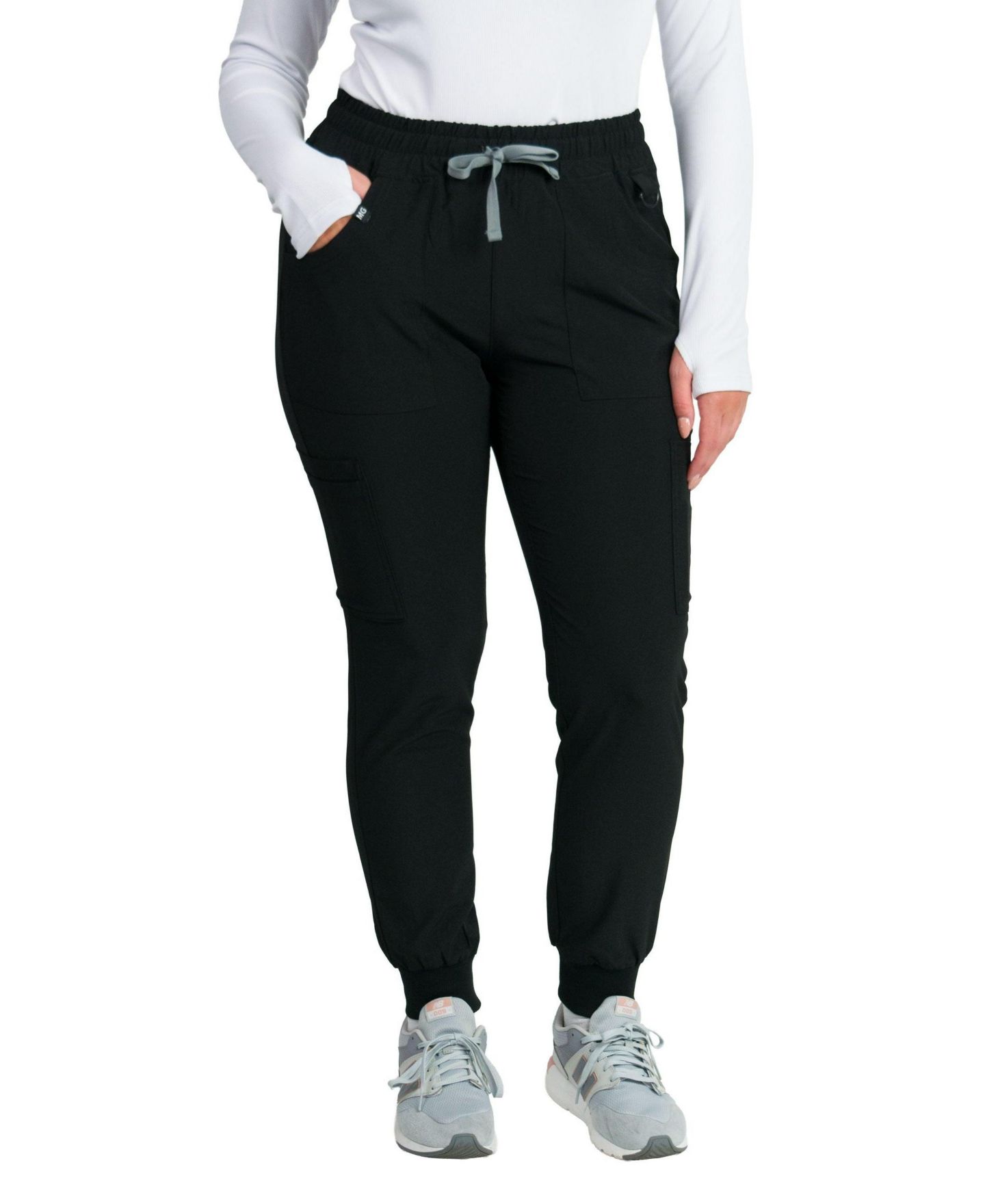 Женские брюки Medgear 4-Way Stretch Jogger Scrubs with 8 Pockets, цвет: Чёрный — фото 2
