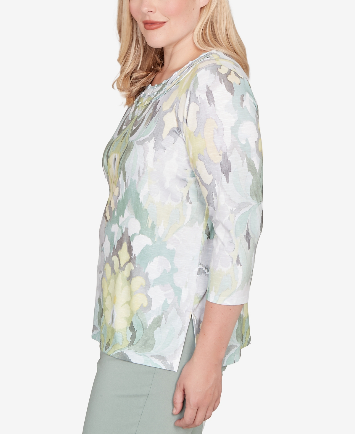 Alfred Dunner Plus Size Stockbridge Ikat Medallion Pattern Soft Knit Top In Neutral