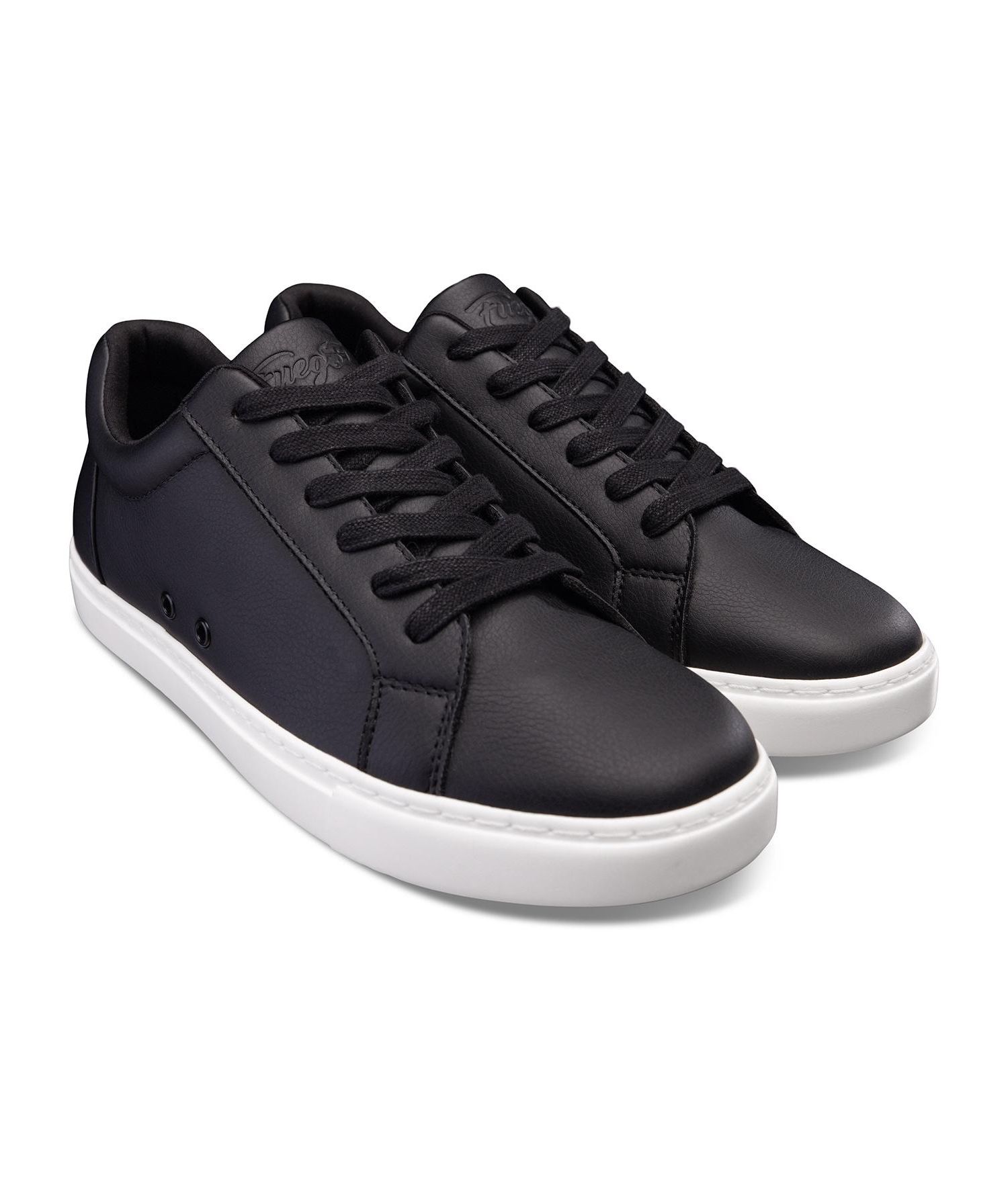 Big Kids' Black Low-top Sneaker