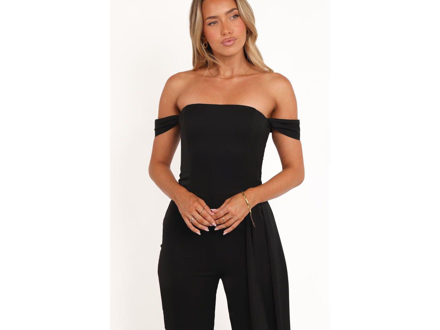 Женский комбинезон Petal and Pup Jenny Off Shoulder Jumpsuit - Black, цвет: Чёрный — фото 3