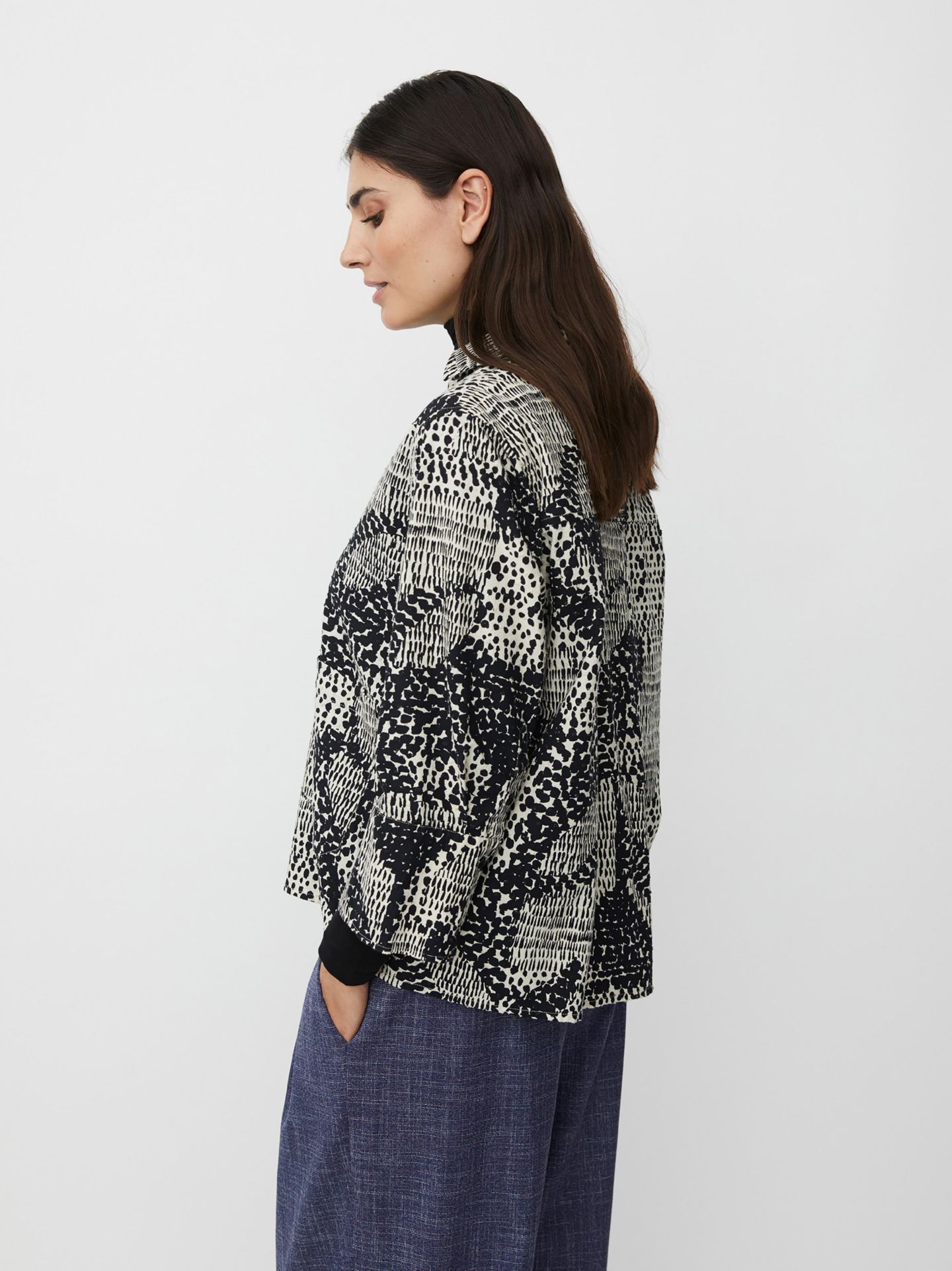 Женская рубашка Masai Copenhagen MaIduki 3/4 Sleeve V-Neck, цвет: Чёрный — фото 6