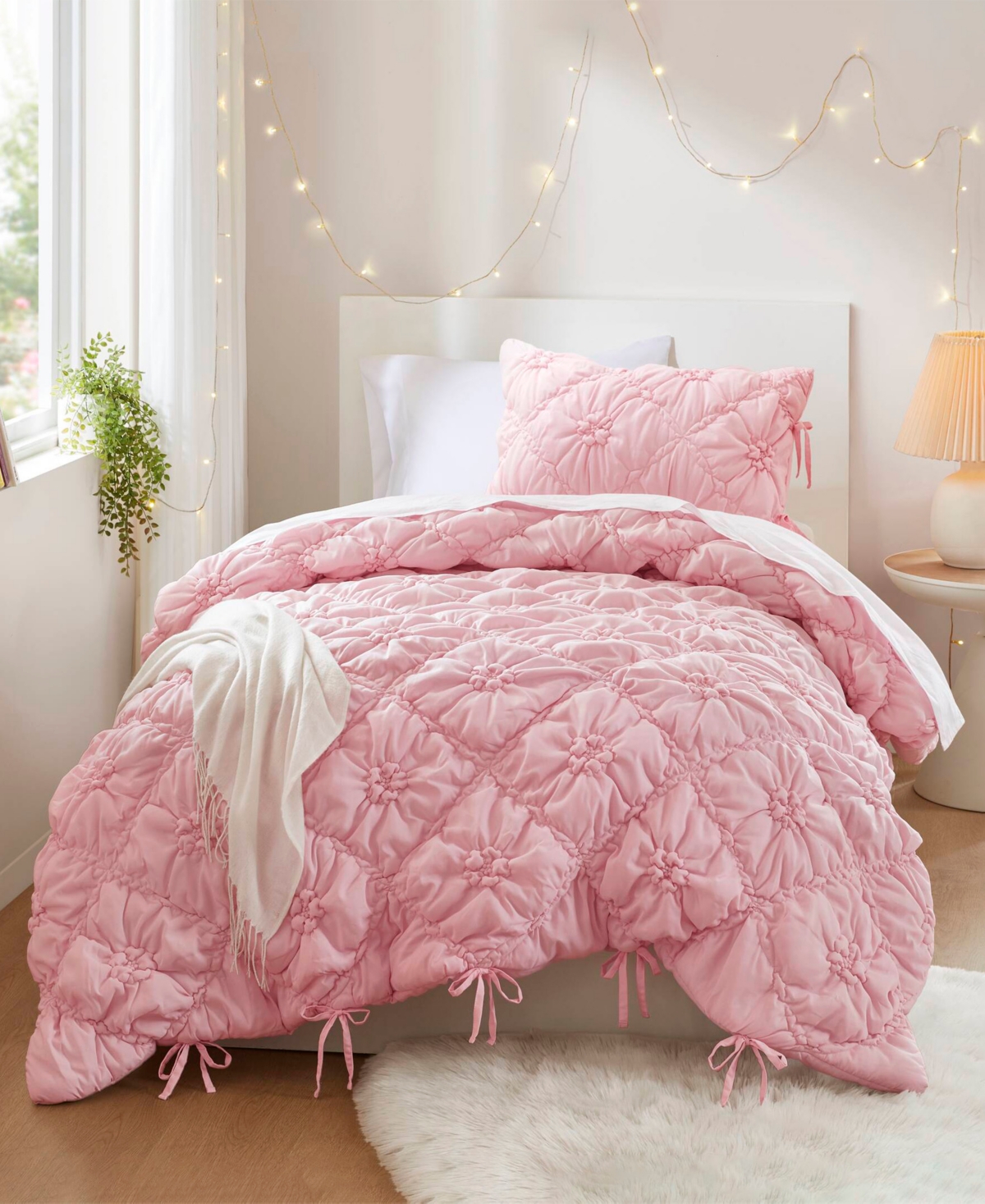 Intelligent Design Lily Floral 2-pc. Comforter Set, Twin In Pink