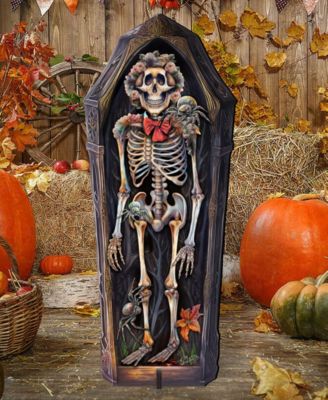 Skeleton Coffin Outdoor D&eacute;cor