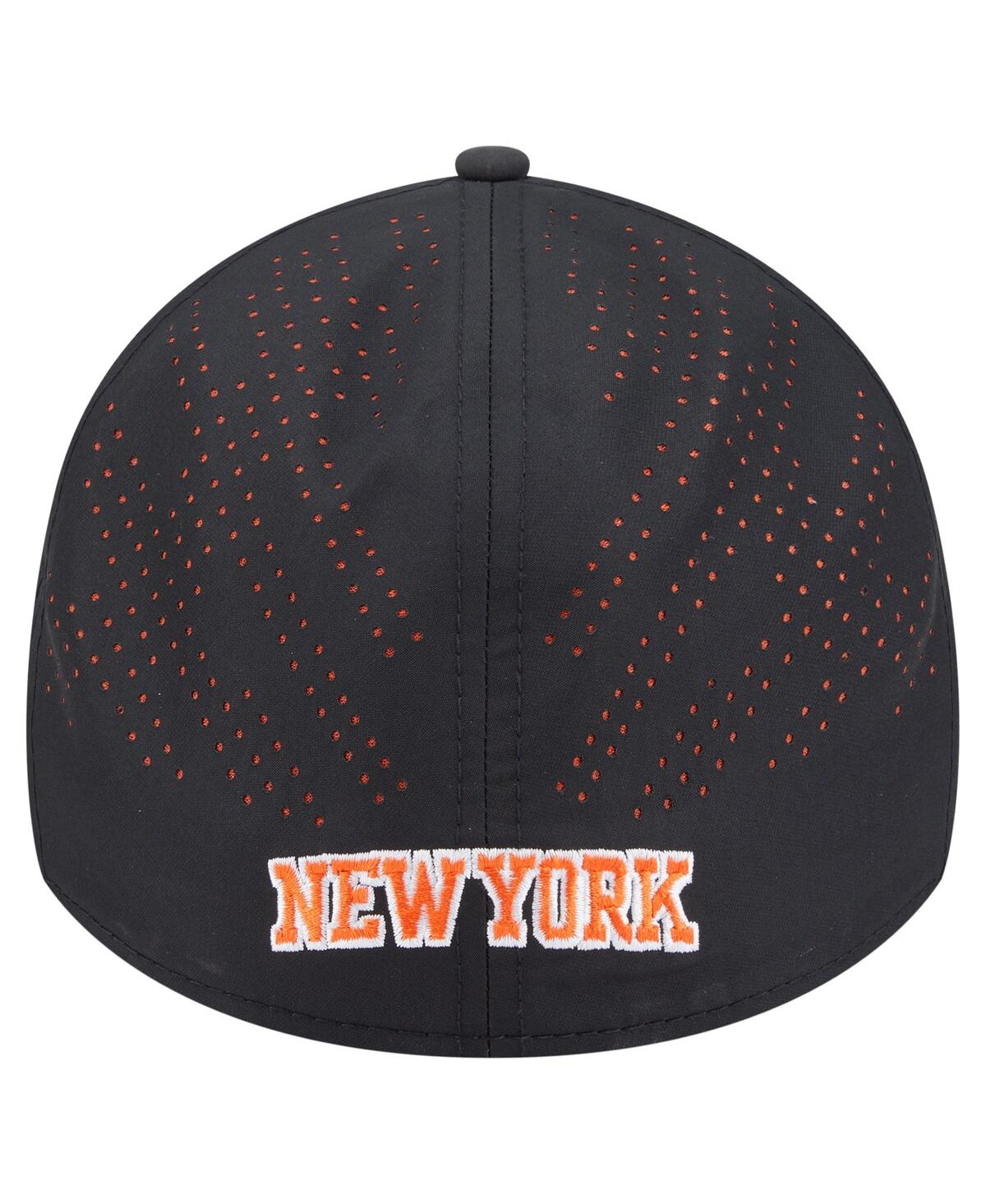 New Era Men's Black New York Knicks Night 39thirty Flex Hat In Black