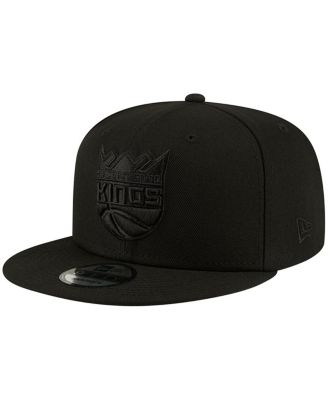 New Era - Men's Sacramento Kings Black On Black 9FIFTY Snapback Hat