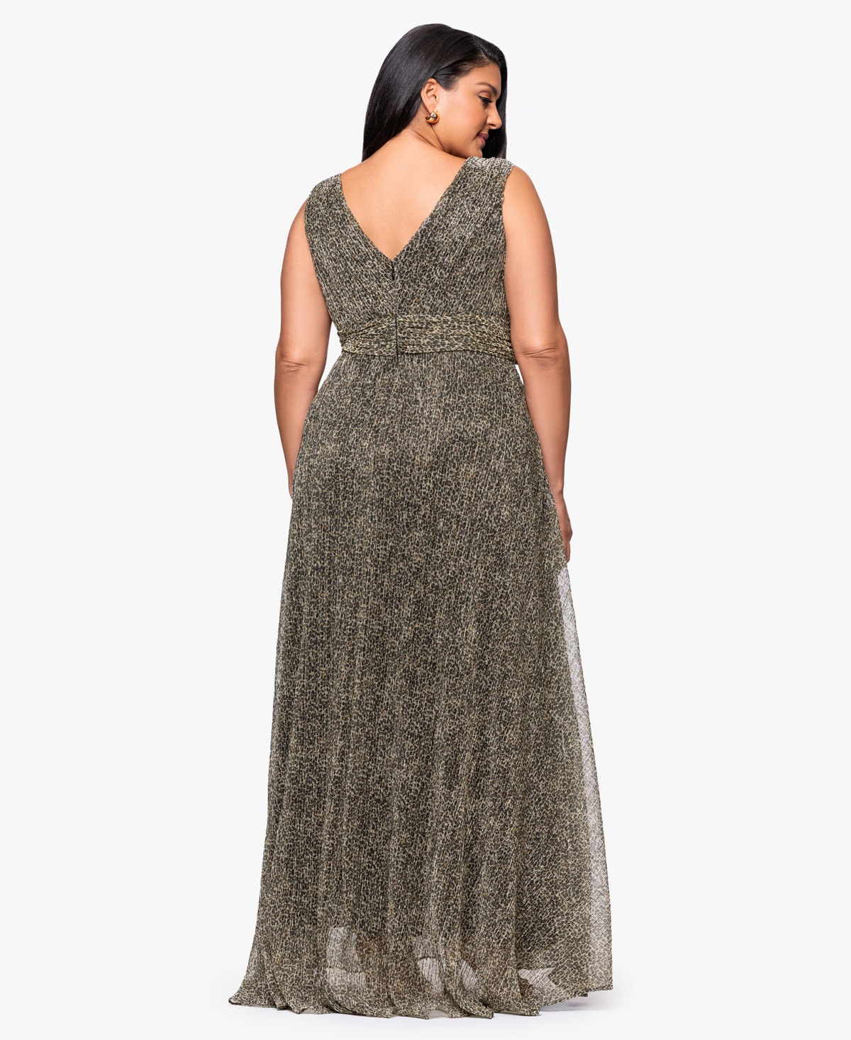 Betsy & Adam Plus Sleeveless Animal Crinkle Long Dress
