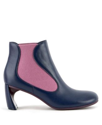 United Nude