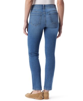 Petite Straight Fit Jeans