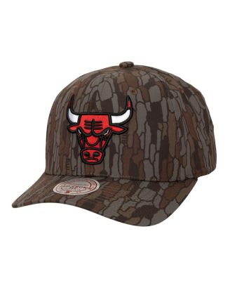 Mitchell & Ness - Men's Camo Chicago Bulls Hidden Pro-Crown Adjustable Hat