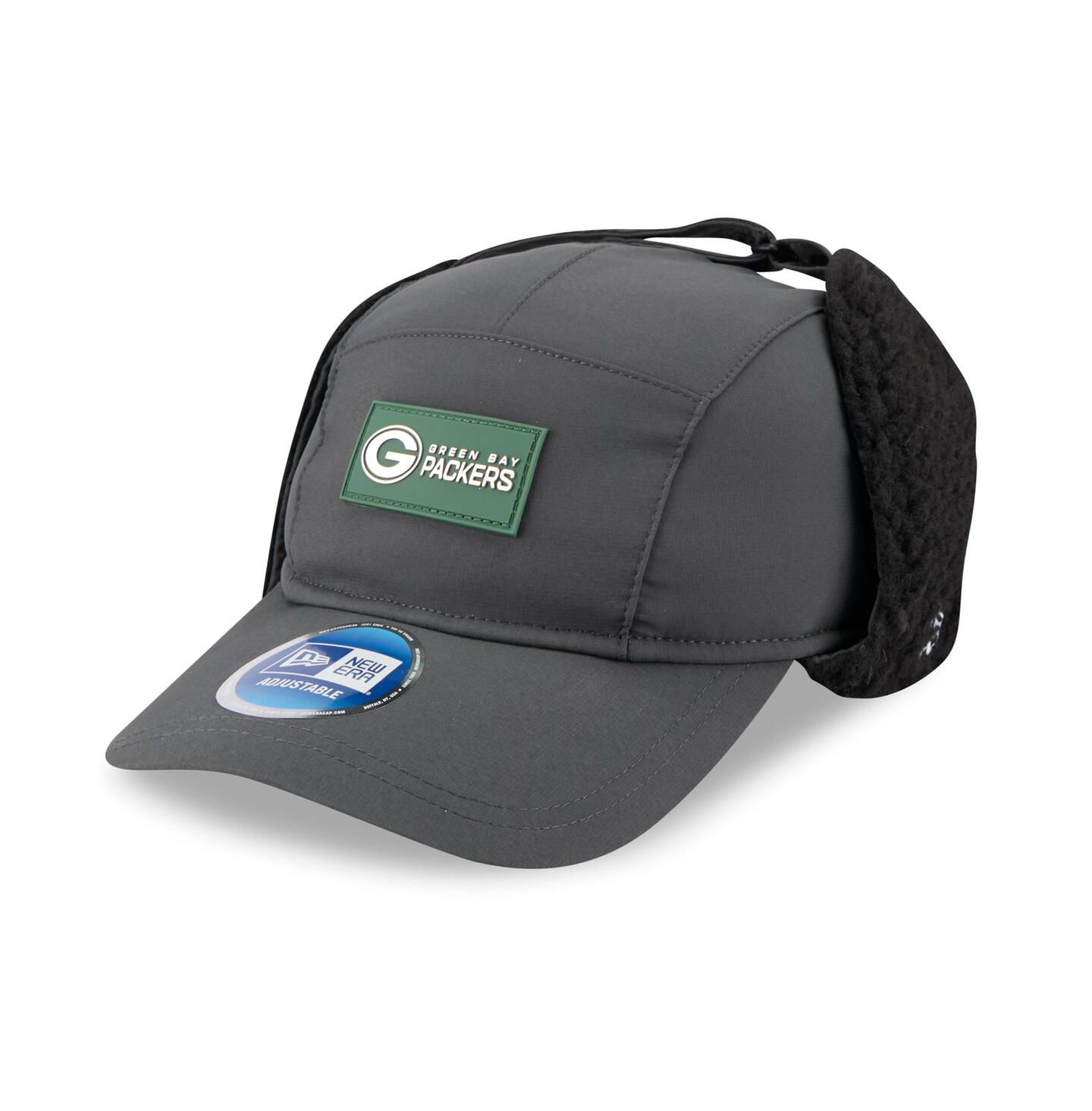 Мужская кепка New Era Charcoal Green Bay Packers 2025 Sideline Cold Weather Runner Dog Ear Adjustable Hat — фото 1
