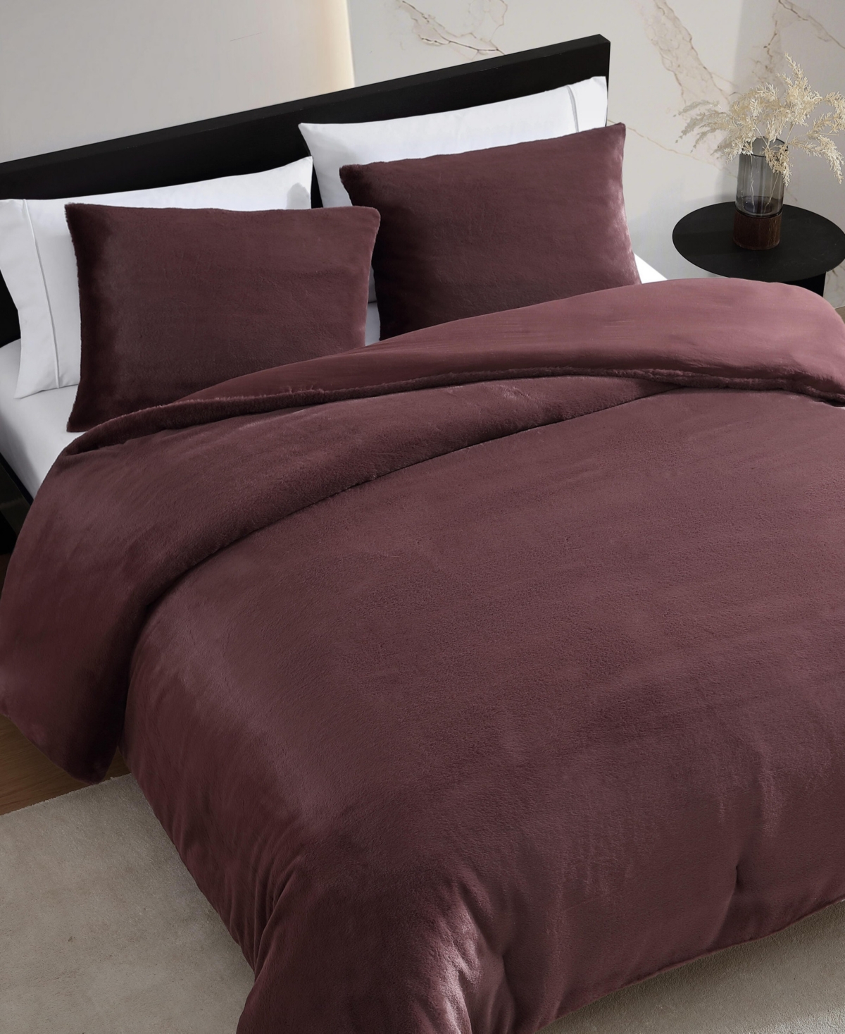 Vera Wang Signature Solid Faux Fur 3-pc. Comforter Set, King In Burgundy