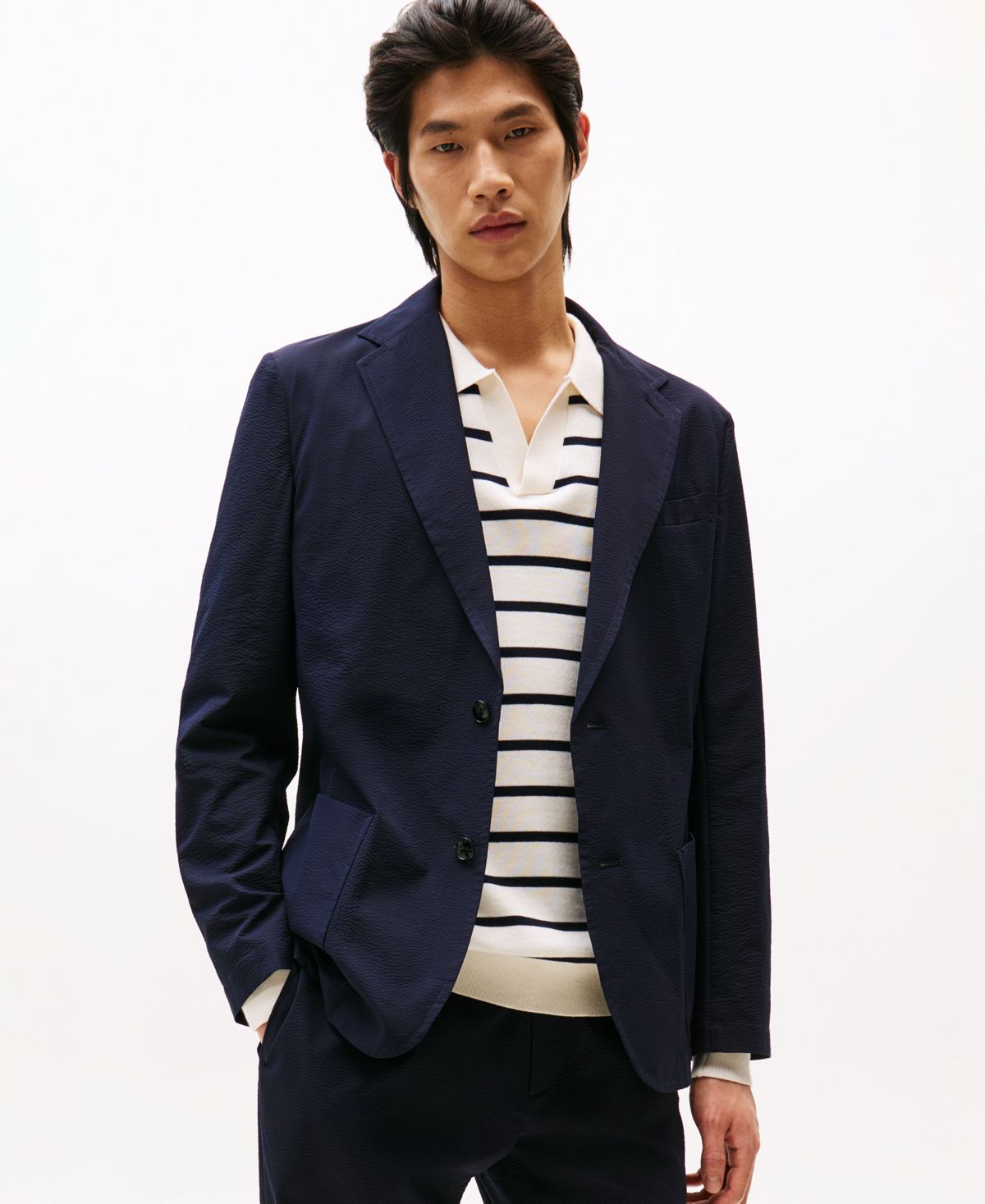 Мужской блейзер с воротником-лацканом и вырезами для выступлений