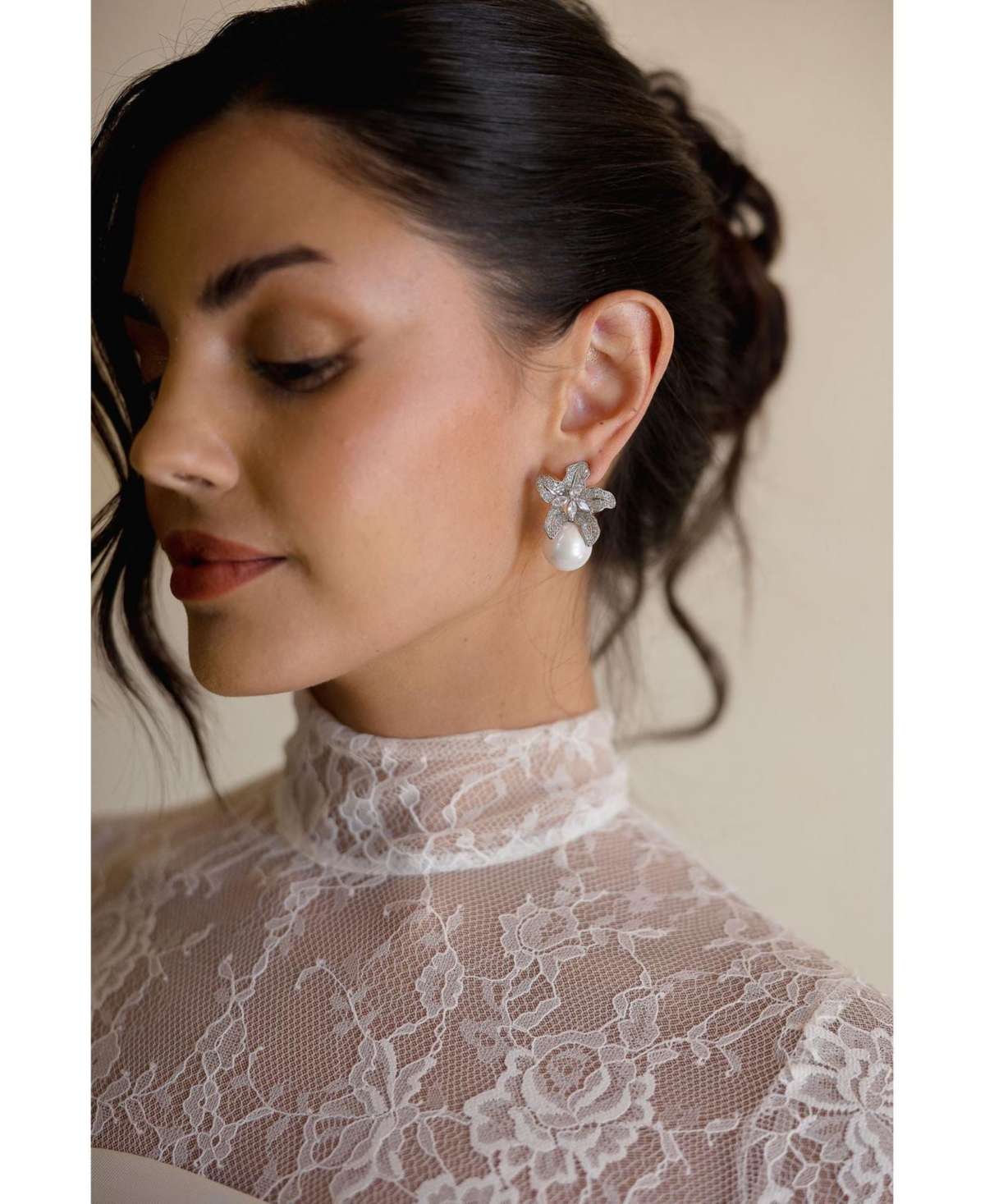 Untamed Petals Sonnet Pearl Drop Earrings
