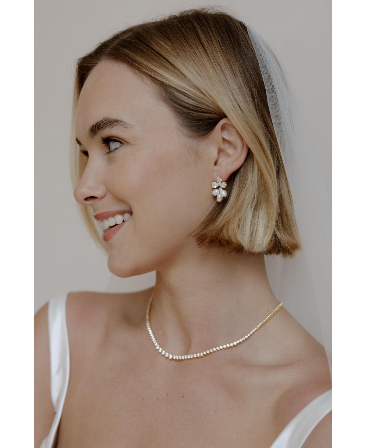 Untamed Petals Windsor Pearl Drop Earrings