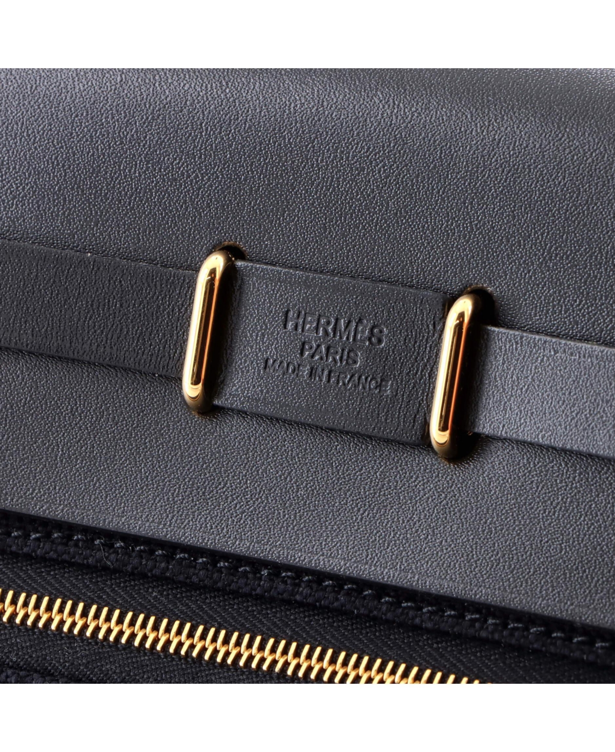 Pre-Owned HERMA‰S 20 Herbag Zip Toile and Leather