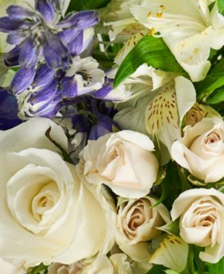 Holiday The Icicle Fresh Flower Bouquet