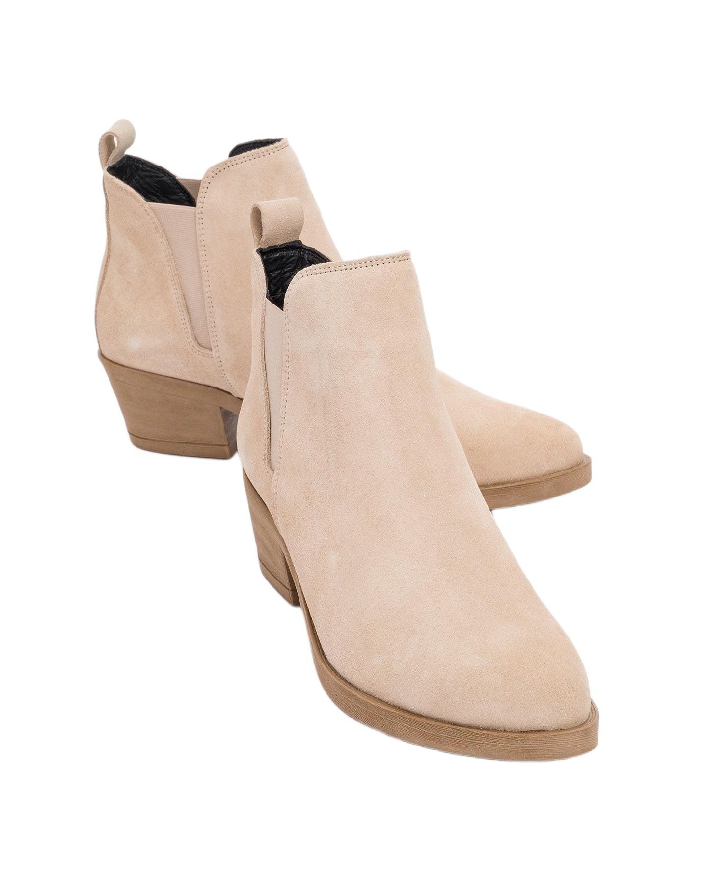 Женские ботинки Forever & Always Shoes Dovena Leather Block Heel Ankle Boot, цвет: Бежевый замшевый кожаный — фото 1