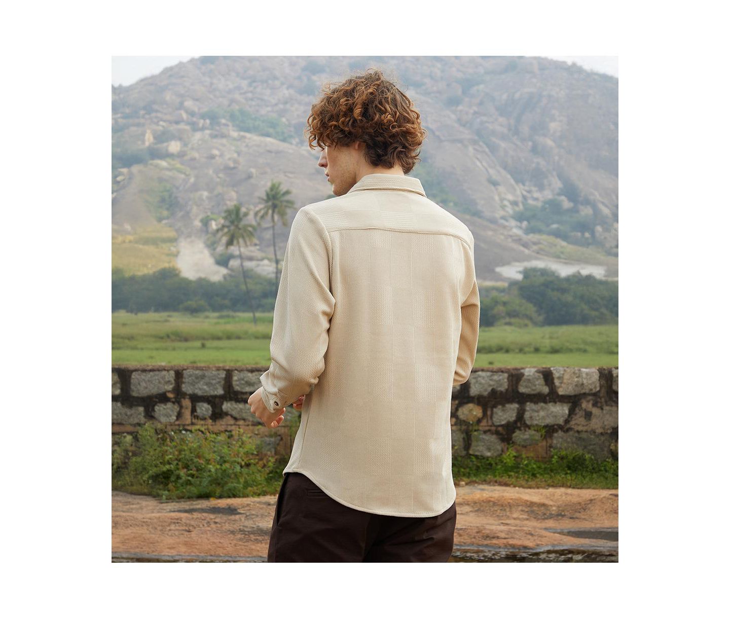 Мужская рубашка Cahoot Campus Sutra Saltbox Beige Solid Knit, цвет: Бежевый — фото 4