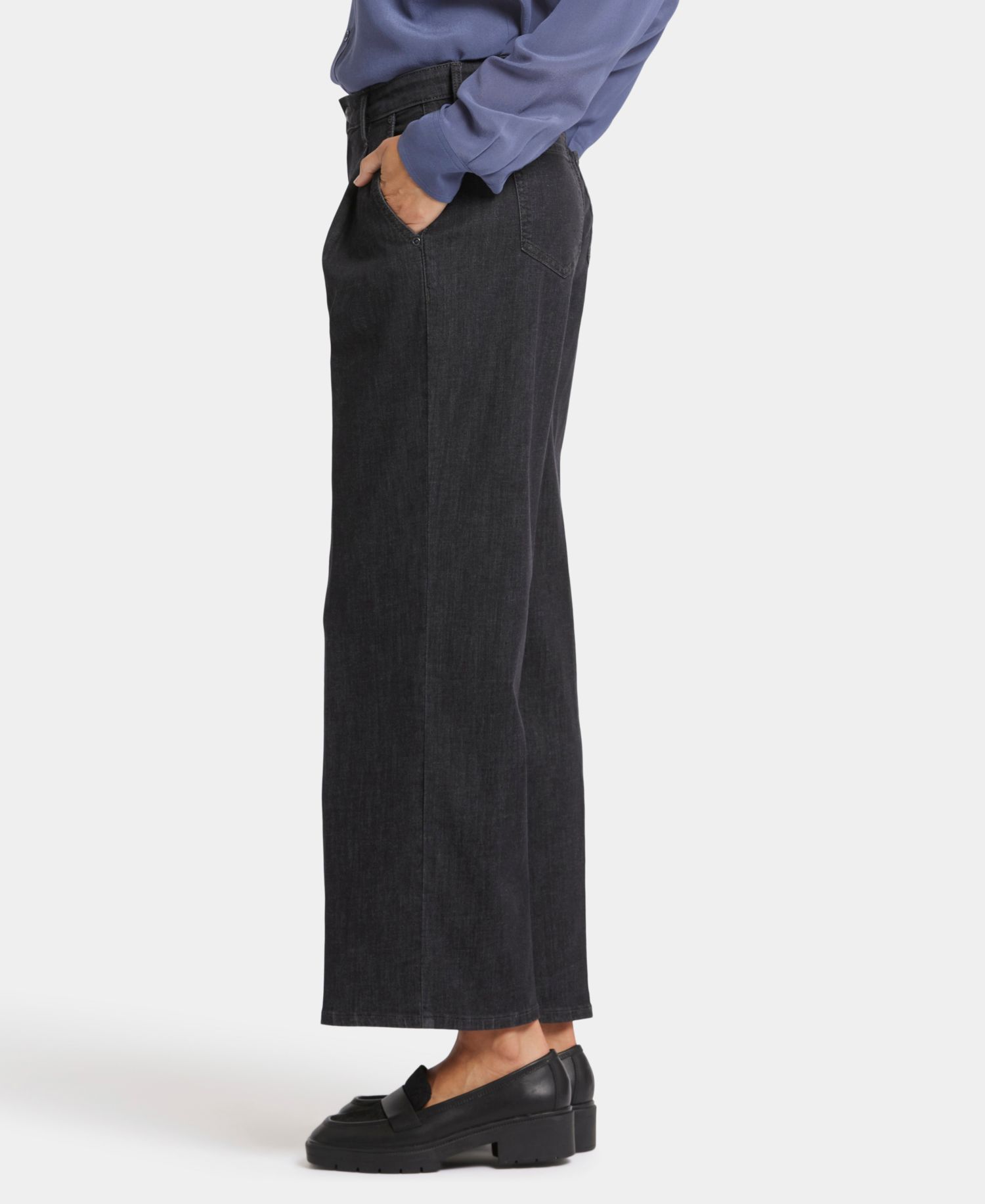 Petite Teresa Wide Leg Ankle Pleated Jeans
