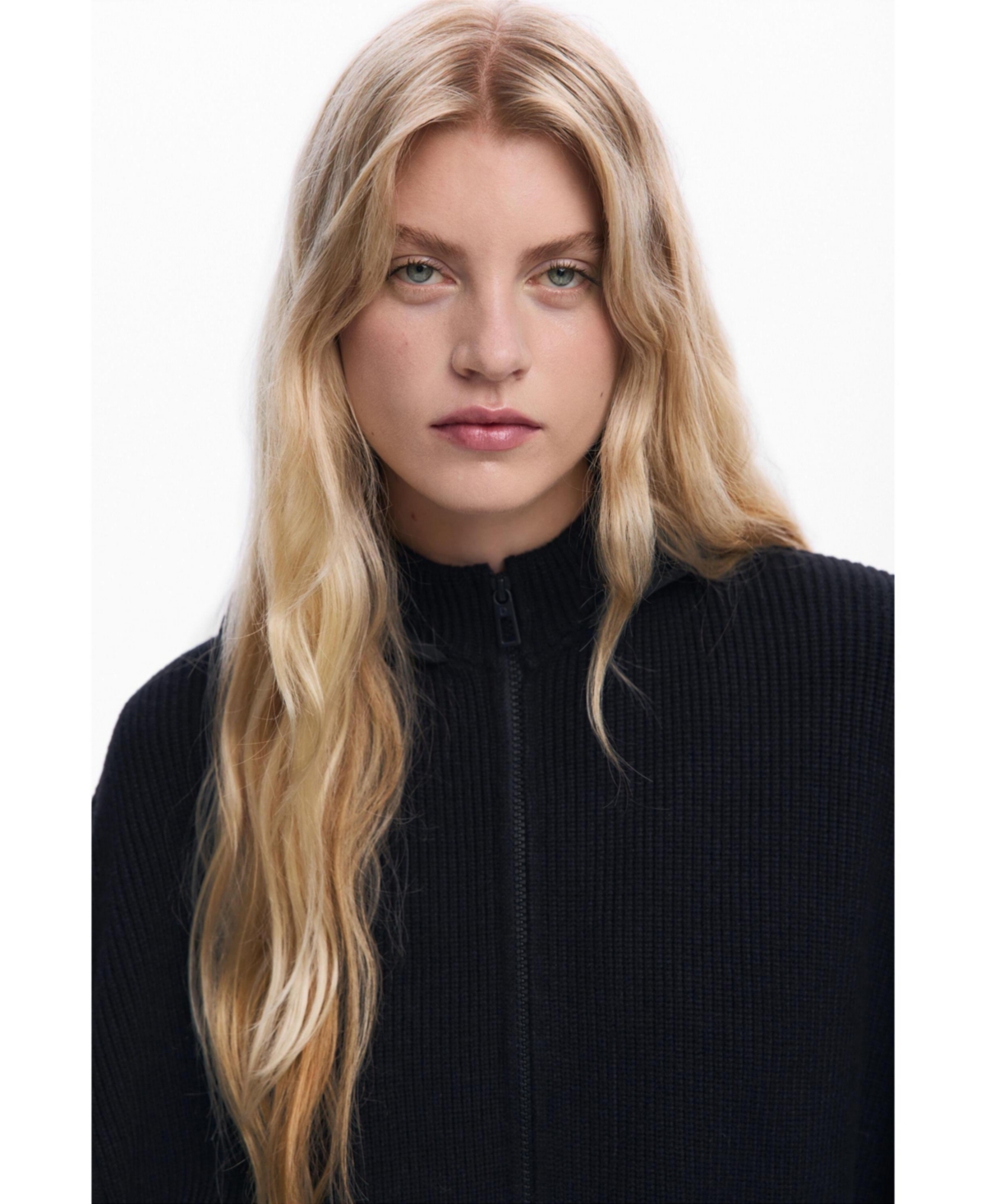 Desigual Women's Poncho With Hood And Pockets In Black