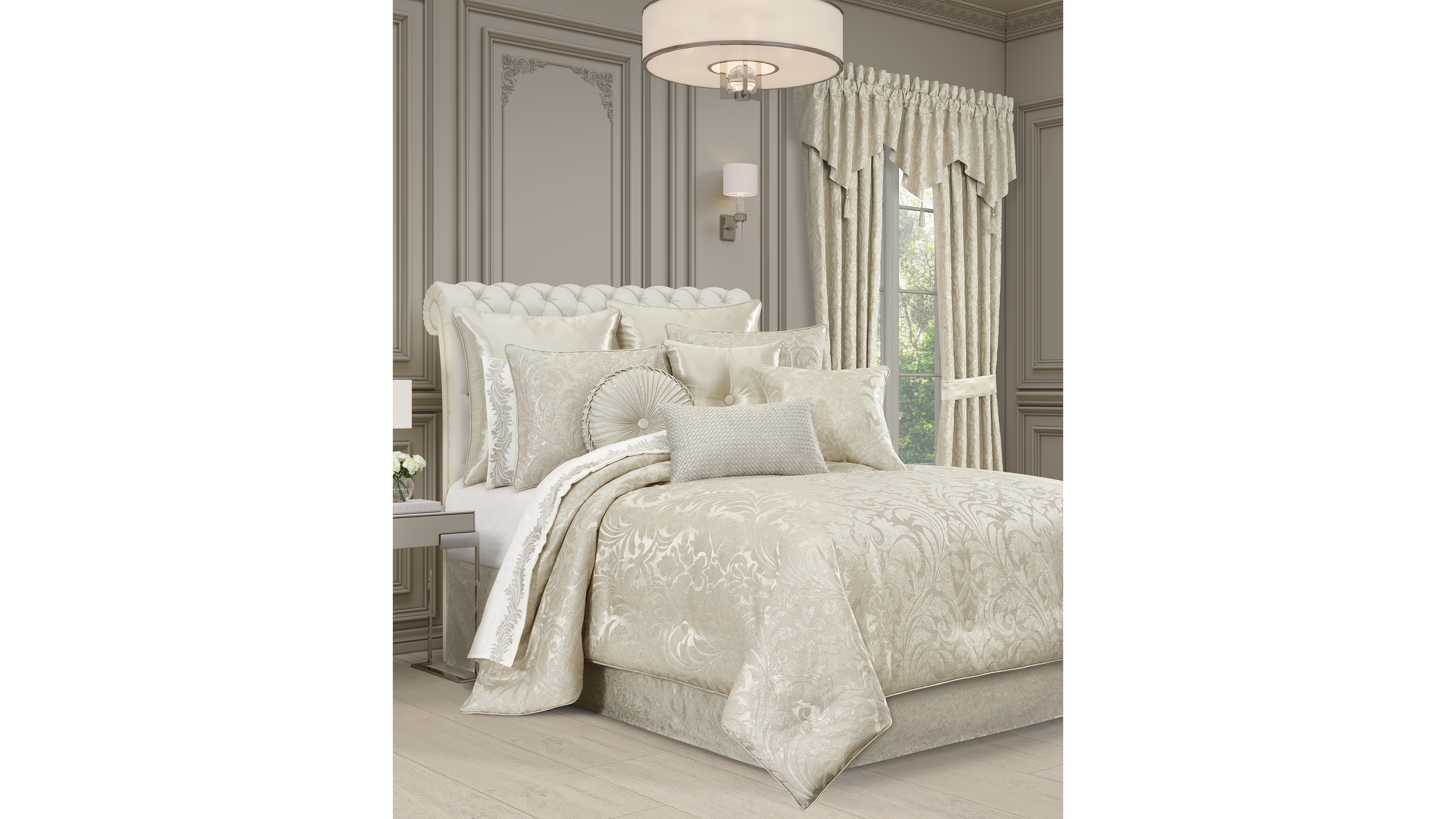 J Queen New York Celine Floral 4-Pc. Comforter Set, Queen