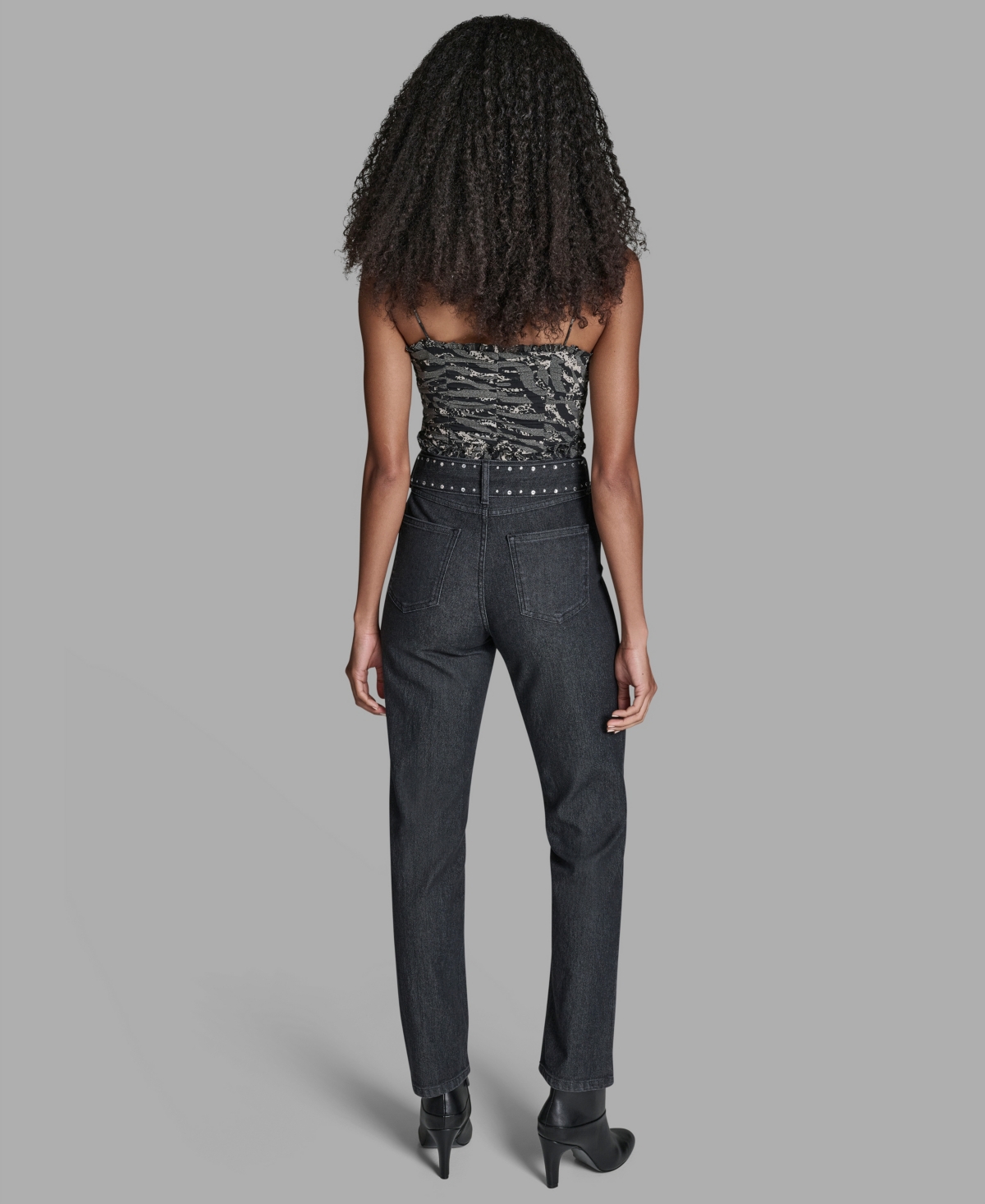 Bcbg Women's Grommet Straight Leg Mid Rise Jeans In Blue