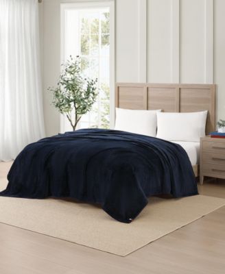 Solid Plush Blanket, Full/Queen