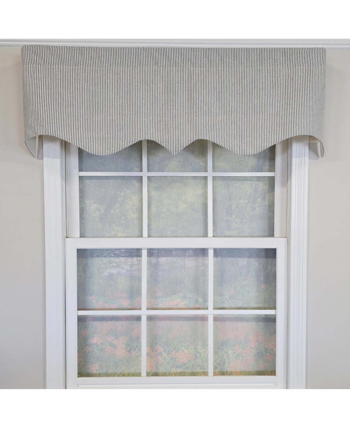Rlf Home 100% Cotton Seersucker Regal With Poly/Cotton Ivory lining Rod Pocket Valance 50" x 16" Black