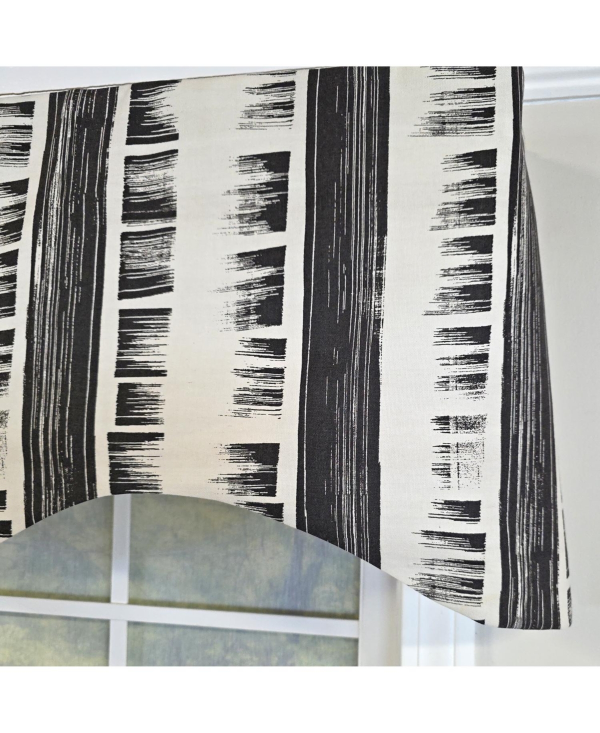 Rlf Home 100% Cotton Jaspeado Cornice With Poly/Cotton Ivory lining Rod Pocket Valance 50" x 17" Black