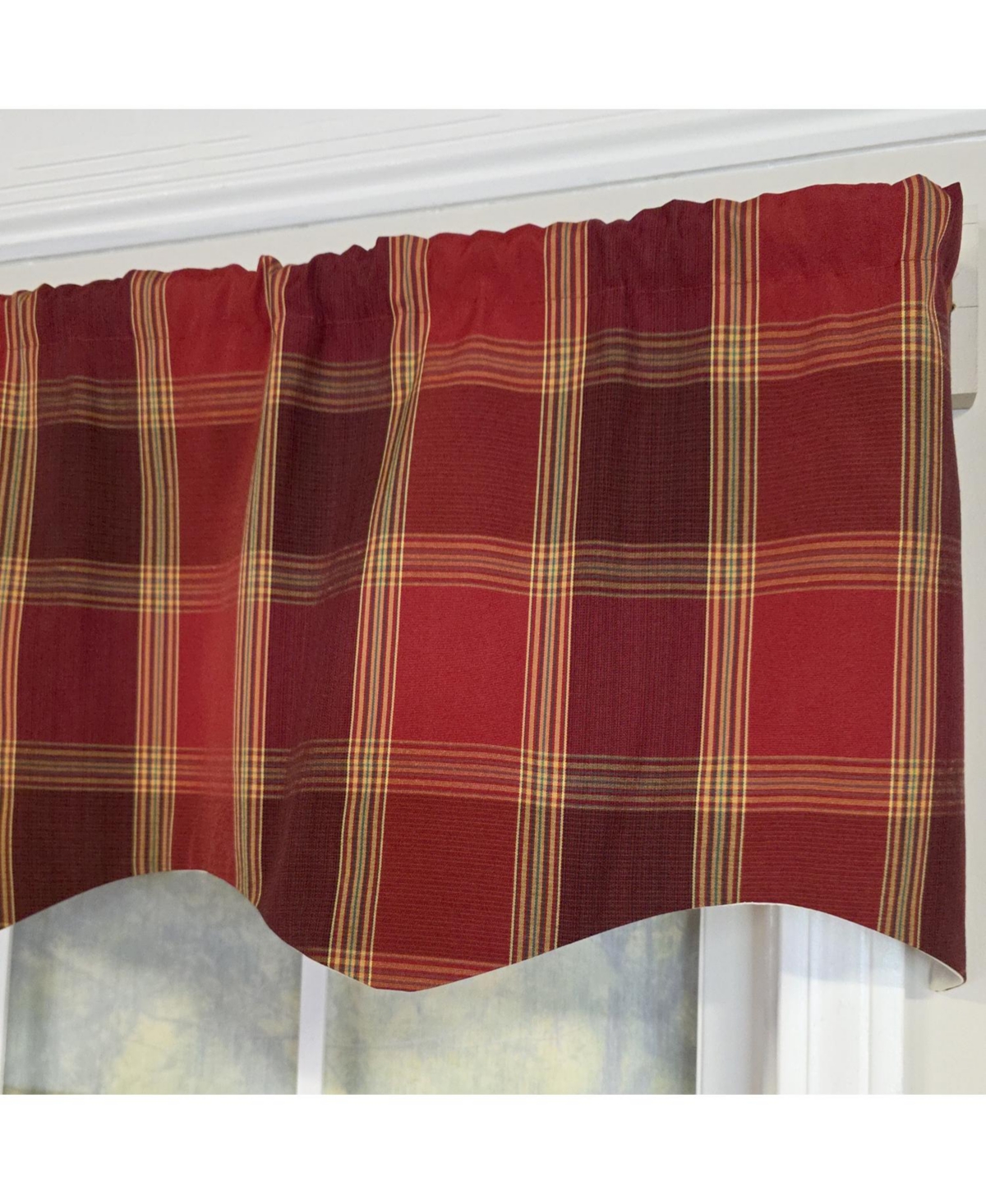 Rlf Home 100% PolyesterDuncaster Shapped Valanc Fully lined Rod Pocket Valance 50" x 13" Burgundy