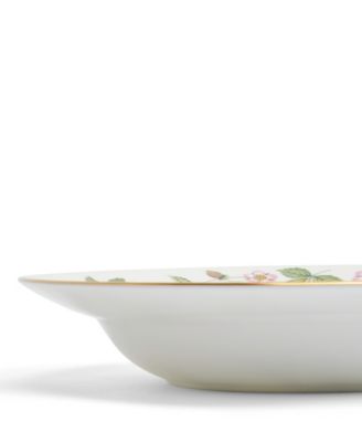 Wedgewood Wild Strawberry Rim Soup Bowl