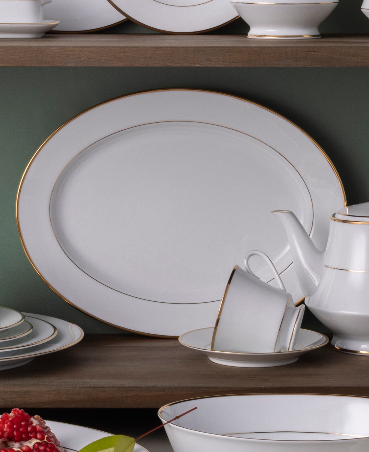 Noritake Heritage Oval Platter In Gold