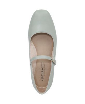 Women's Beloved 2 Mary Jane Flats