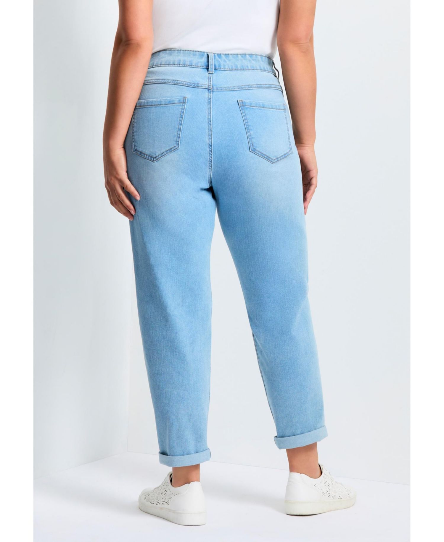 Women's Plus Size Denim Girlfriend Stretch Jean