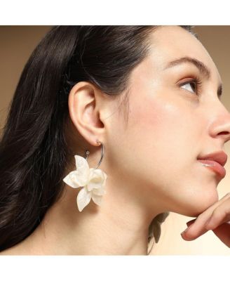 Women's The La-Flora Hoop Earrings - Ivory White & Metallic Silver