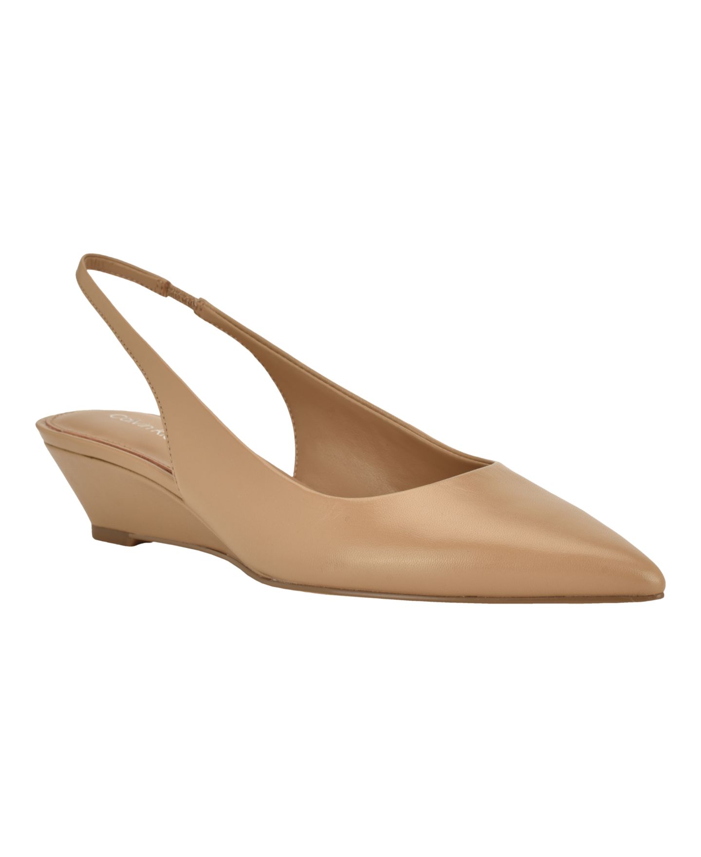 Женские туфли Calvin Klein Mavalyn Tapered Low Wedge Slingback Pumps, цвет: Средний натуральный — фото 1