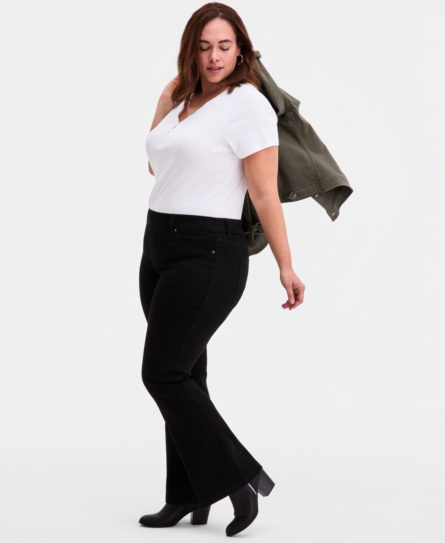 Plus Size Shaping Pull-On Bootcut Jeans