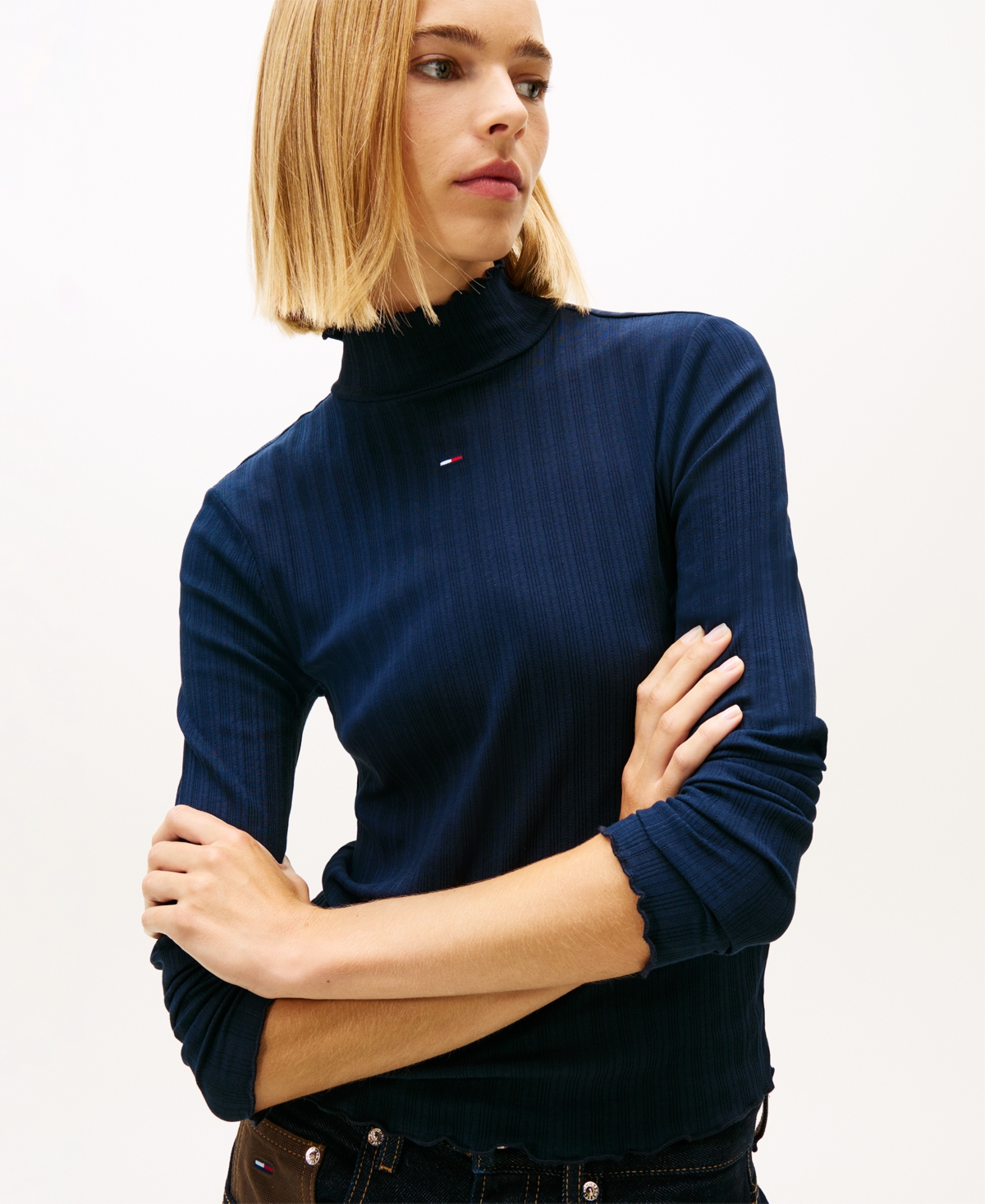 Tommy Jeans Women's Slim Ribbed Lettuce Edge Mock Neck Top