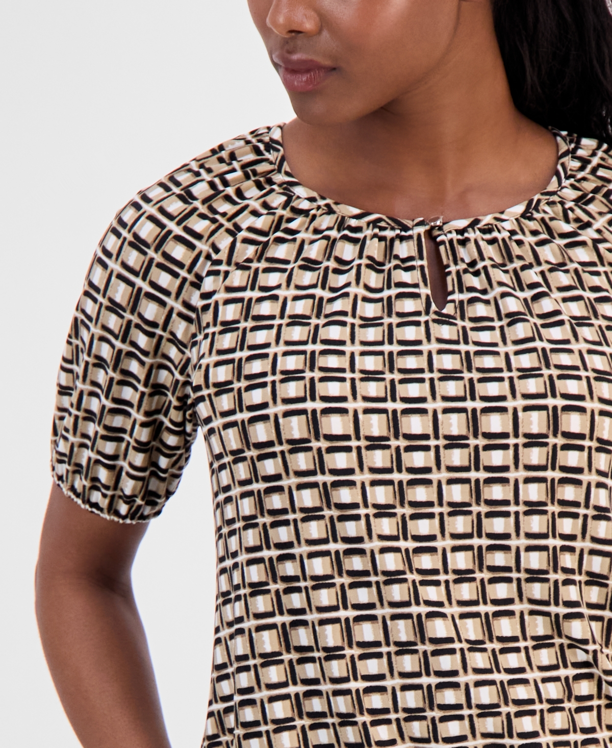 Ak Anne Klein Petite Keyhole-Cutout Top