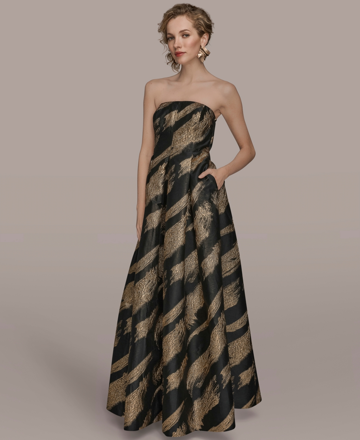 Donna Karan New York Strapless Fit & Flare Gown In Multi