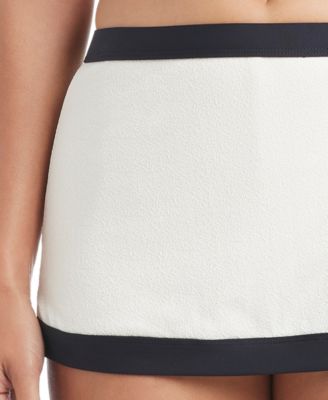 Women's I'm With The Band Skirted Boy Shorts