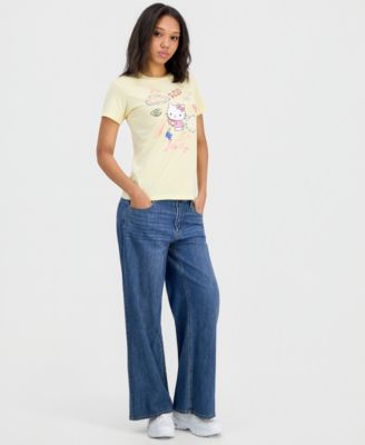 Juniors' Hello Kitty Positano T-Shirt