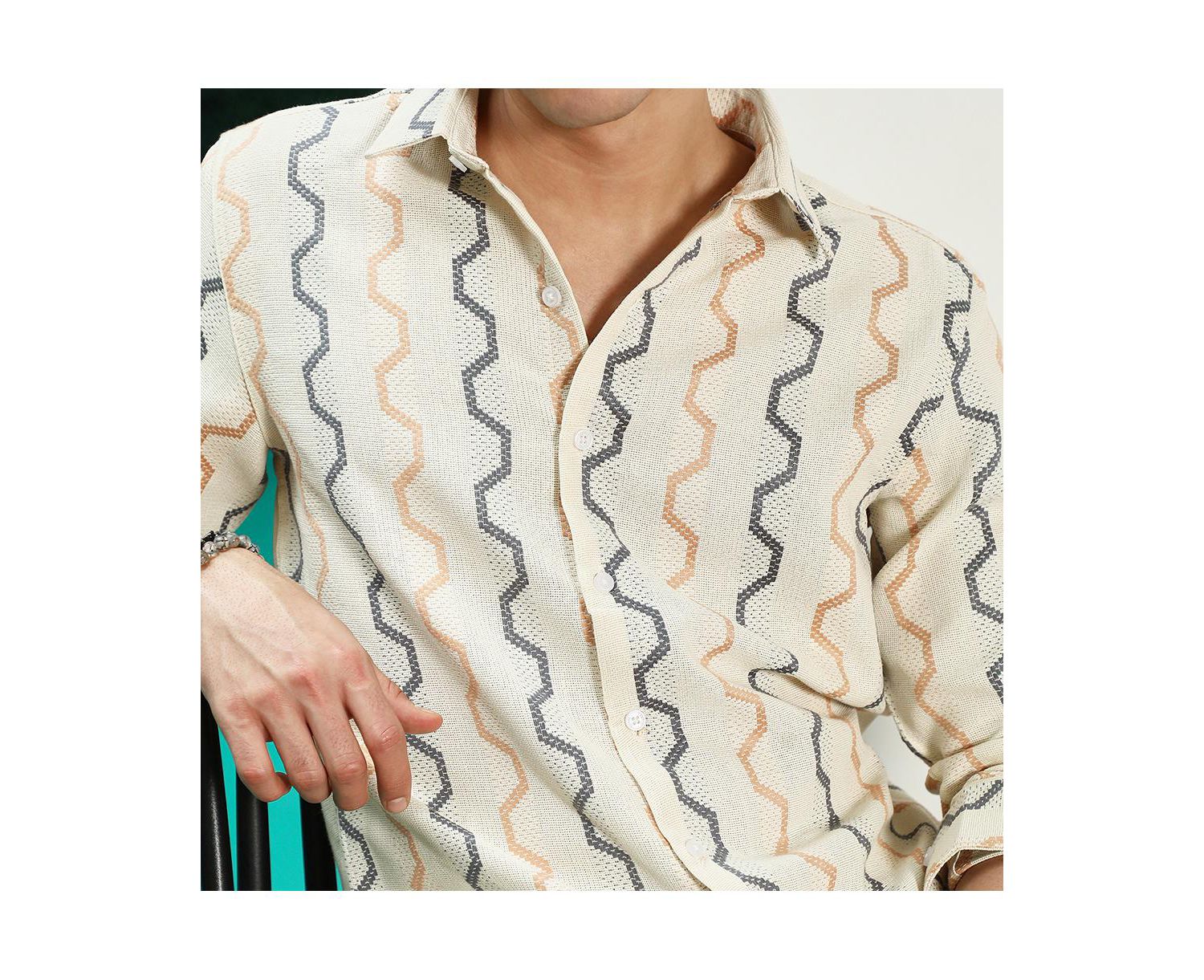 Men's Off White Zigzag Pattern Full Sleeve Cotton Blend Shirt